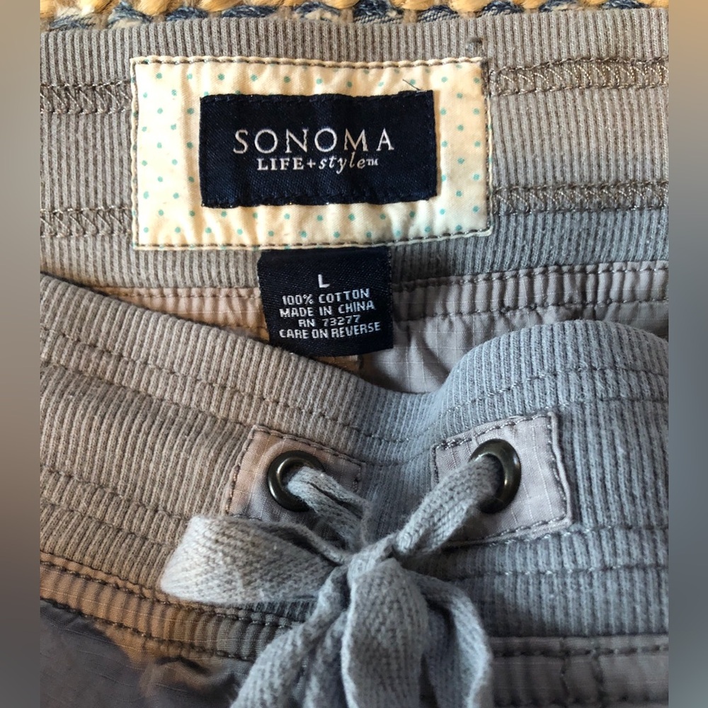 Beige & Grey Mini Skirt/Skorts with Front Pockets
Listing is for 2
Sonoma brand